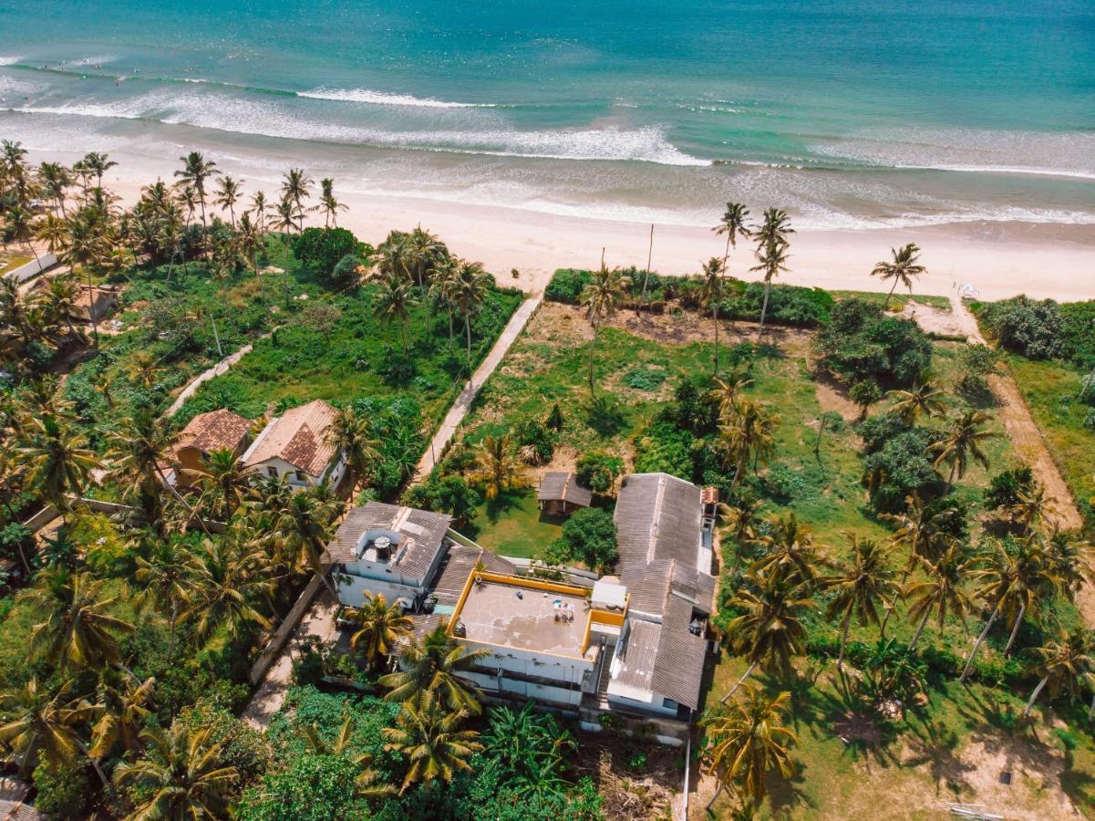 Beach Corner Hotel Weligama Exterior foto